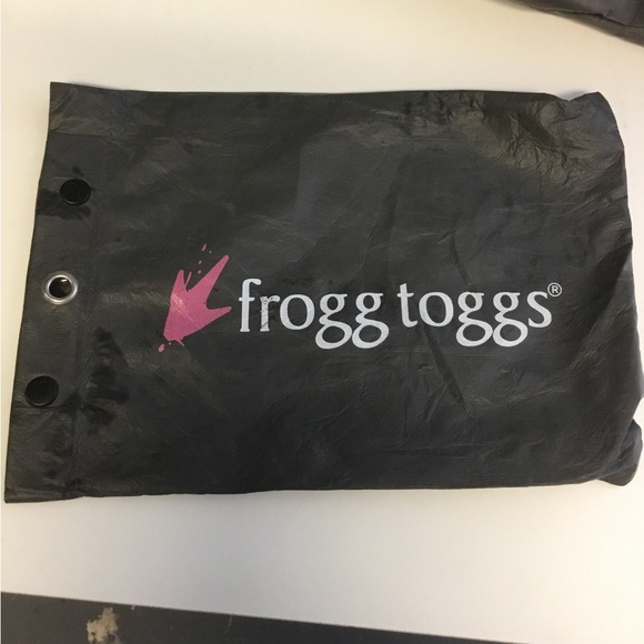 Frogg Toggs Women’s Rain Suit w/Pouch - Size Large - EUC.                     6 - Picture 4 of 4